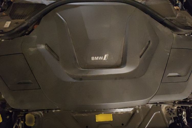 Used BMW i3 2022 eDrive 35 L Engine Bay