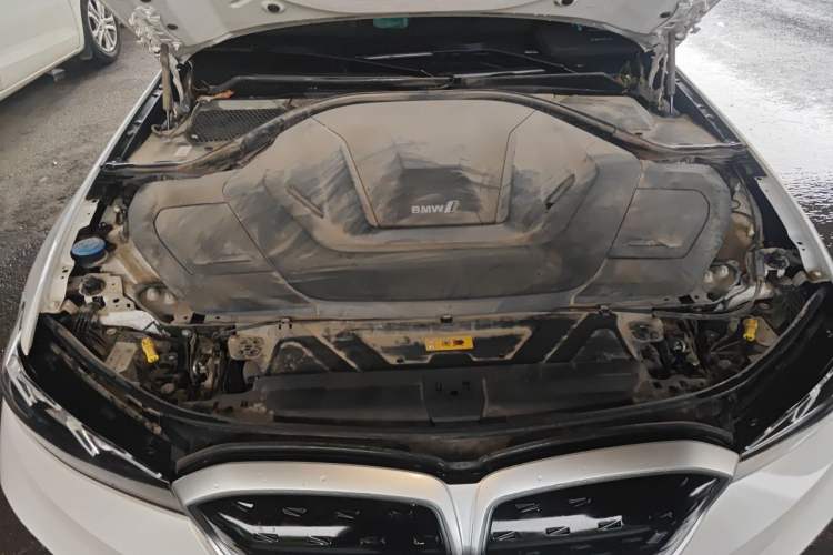 Used BMW i3 2022 eDrive 35 L Engine Bay