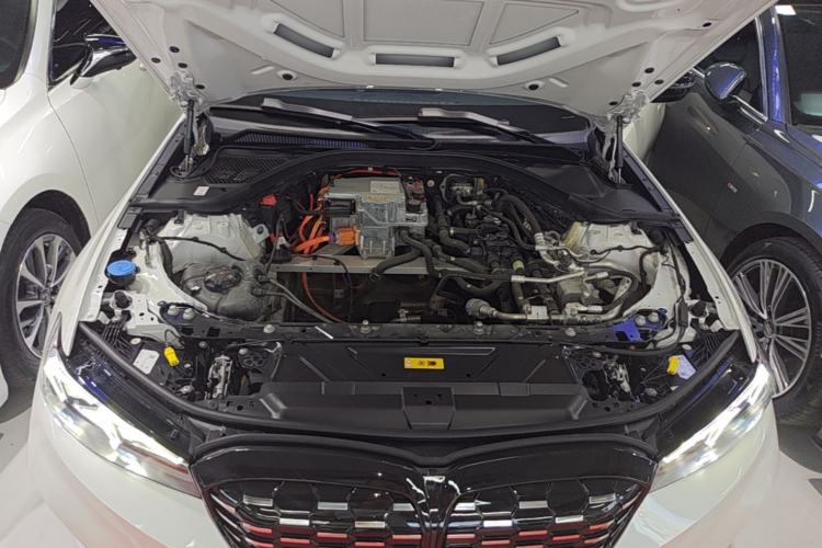 Used BMW i3 2022 eDrive 35 L Engine Bay