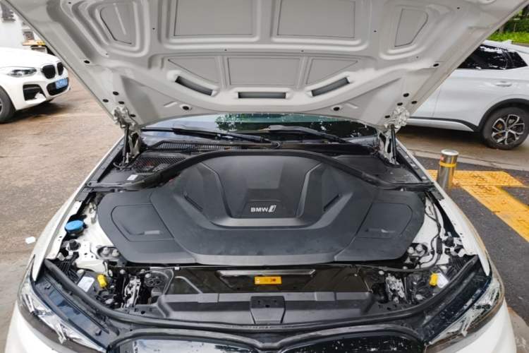 Used BMW i3 2022 eDrive 35 L Engine Bay
