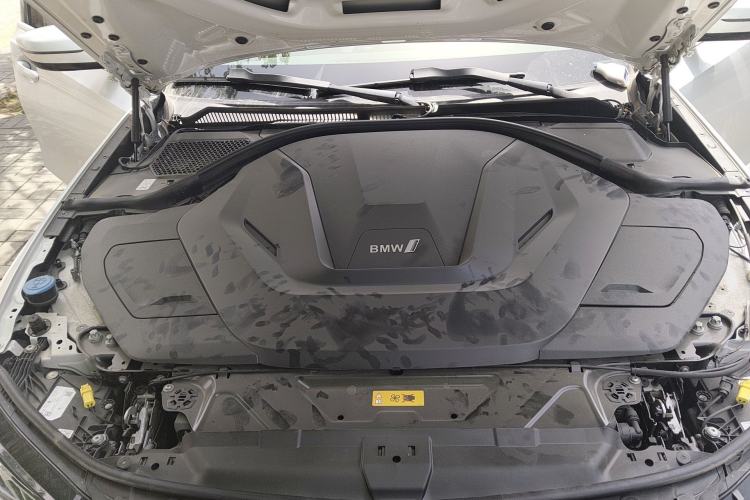 Used BMW i3 2022 eDrive 35 L Engine Bay