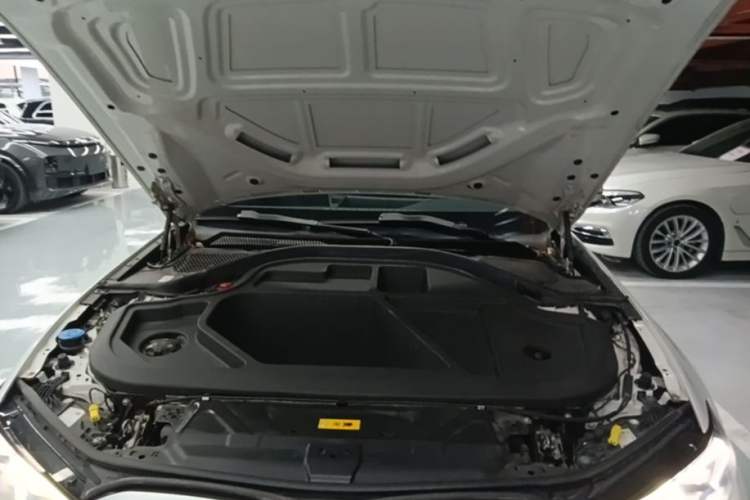 Used BMW i3 2022 eDrive 35 L Engine Bay