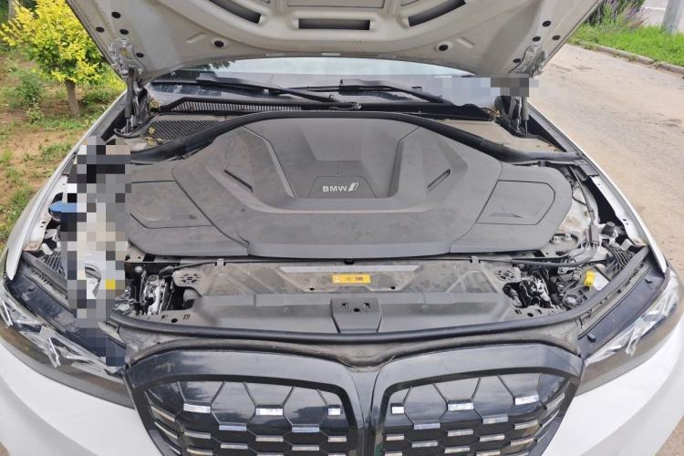 Used BMW i3 2022 eDrive 35 L Engine Bay