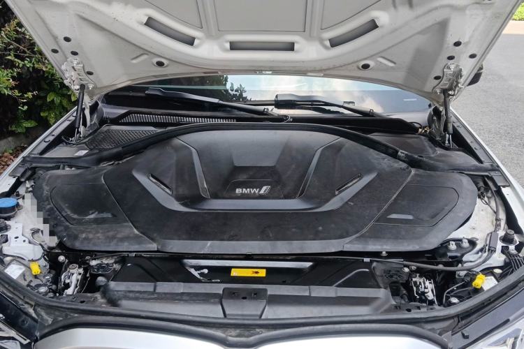 Used BMW i3 2022 eDrive 35 L Engine Bay