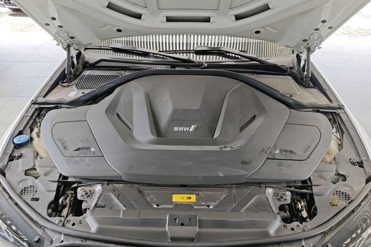 Used BMW i3 2022 eDrive 35 L Engine Bay