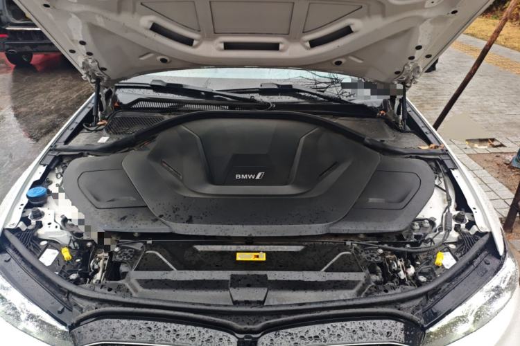 Used BMW i3 2022 eDrive 35 L Engine Bay