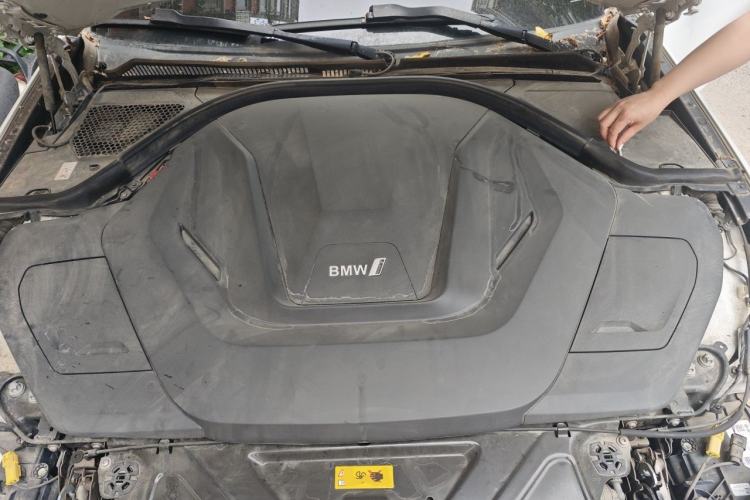 Used BMW i3 2022 eDrive 35 L Engine Bay