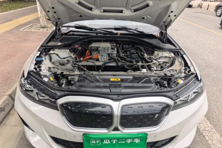 Used BMW i3 2022 eDrive 35 L Engine Bay