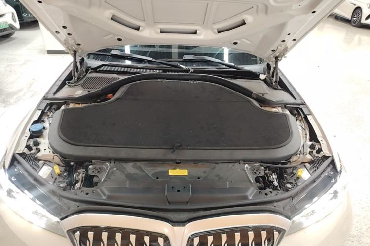 Used BMW i3 2022 eDrive 35 L Engine Bay