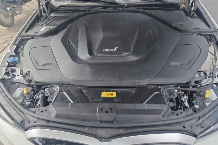 Used BMW i3 2022 eDrive 35 L Engine Bay
