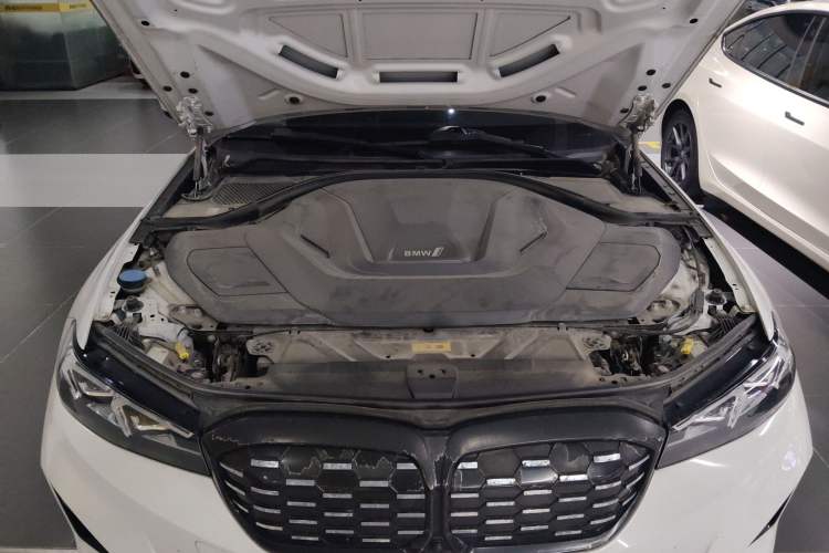 Used BMW i3 2022 eDrive 35 L Engine Bay