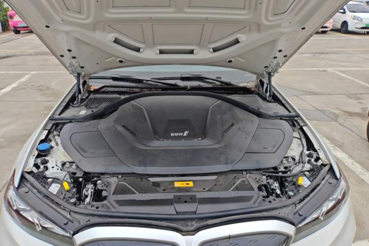 Used BMW i3 2022 eDrive 35 L Engine Bay