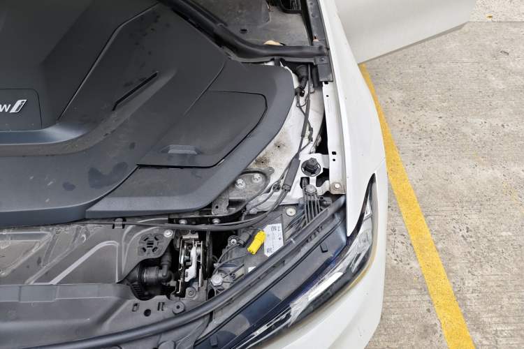 Used BMW i3 2022 eDrive 35 L Engine Bay Left