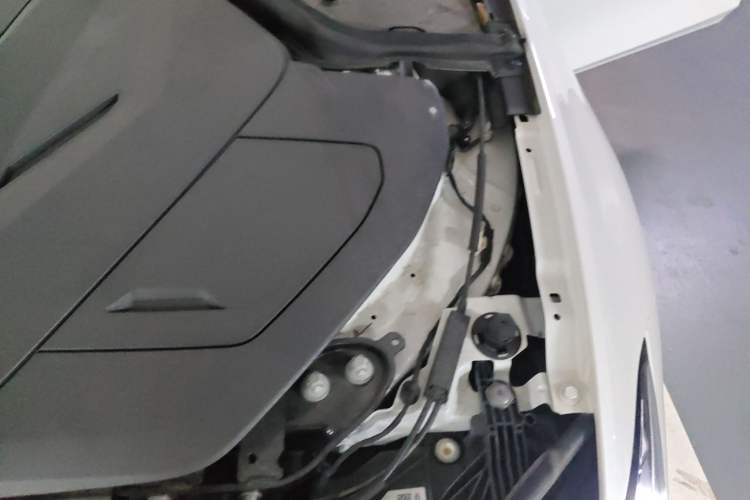 Used BMW i3 2022 eDrive 35 L Engine Bay Left