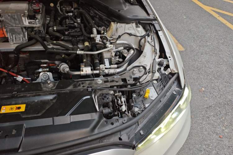 Used BMW i3 2022 eDrive 35 L Engine Bay Left