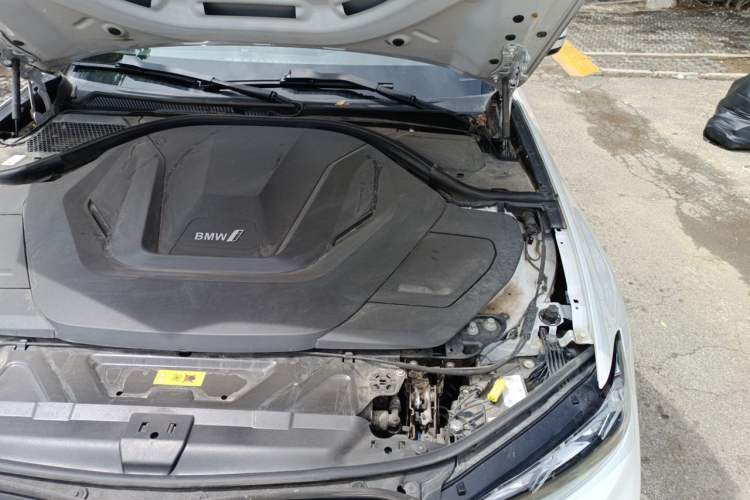 Used BMW i3 2022 eDrive 35 L Engine Bay Left