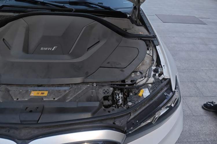 Used BMW i3 2022 eDrive 35 L Engine Bay Left
