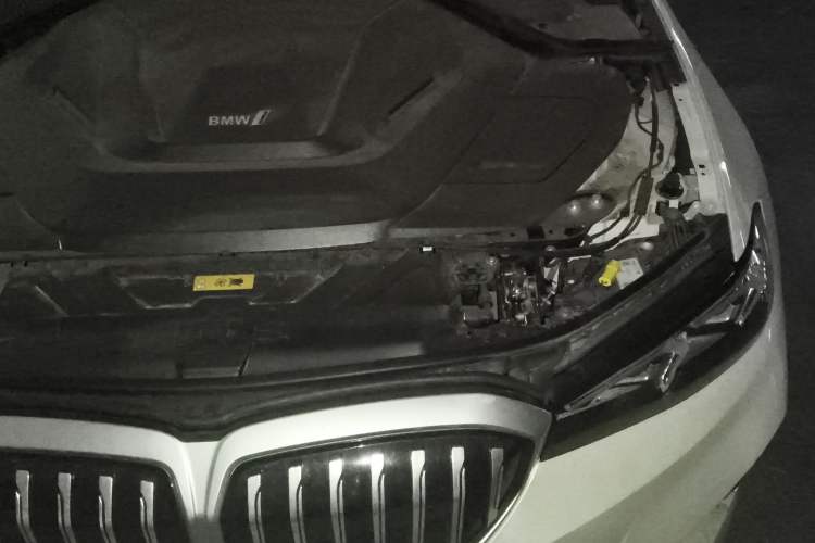 Used BMW i3 2022 eDrive 35 L Engine Bay Left