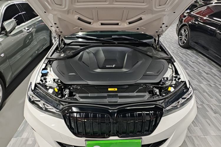 Used BMW i3 2022 eDrive 35 L Engine Bay