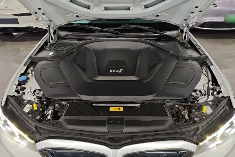 Used BMW i3 2022 eDrive 35 L Engine Bay