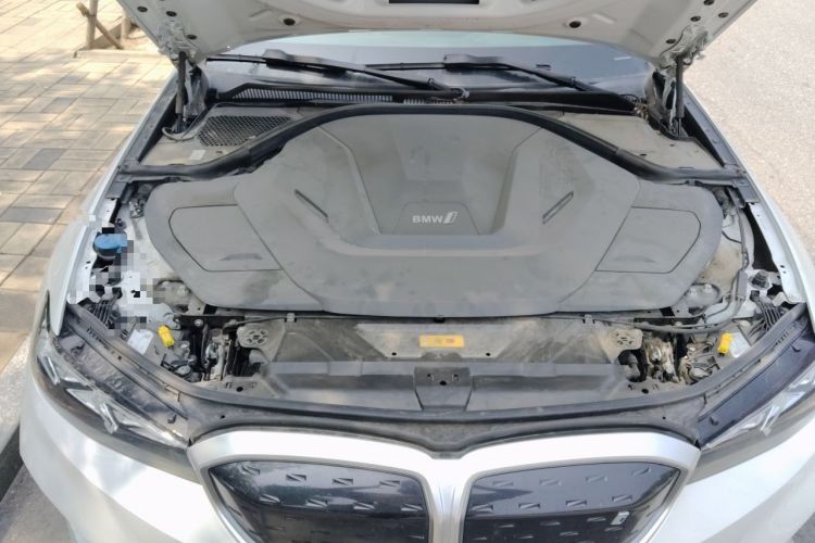 Used BMW i3 2022 eDrive 35 L Engine Bay