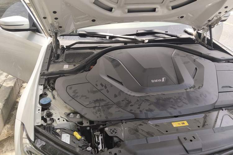 Used BMW i3 2022 eDrive 35 L Engine Bay Right