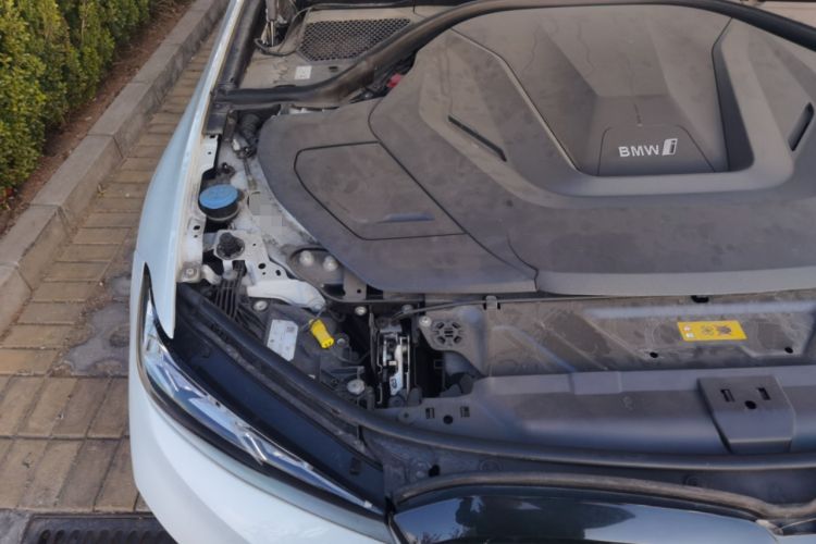 Used BMW i3 2022 eDrive 35 L Engine Bay Right