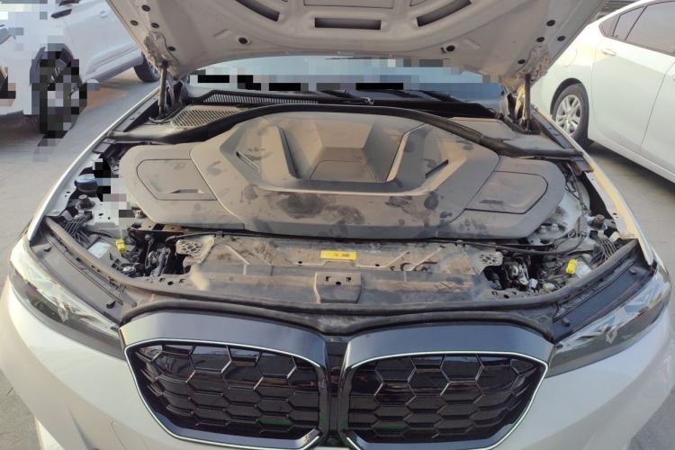 Used BMW i3 2022 eDrive 35 L Engine Bay