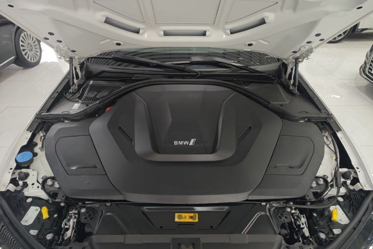 Used BMW i3 2022 eDrive 35 L Engine Bay