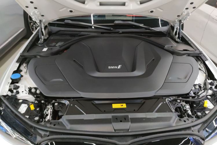 Used BMW i3 2022 eDrive 35 L Engine Bay