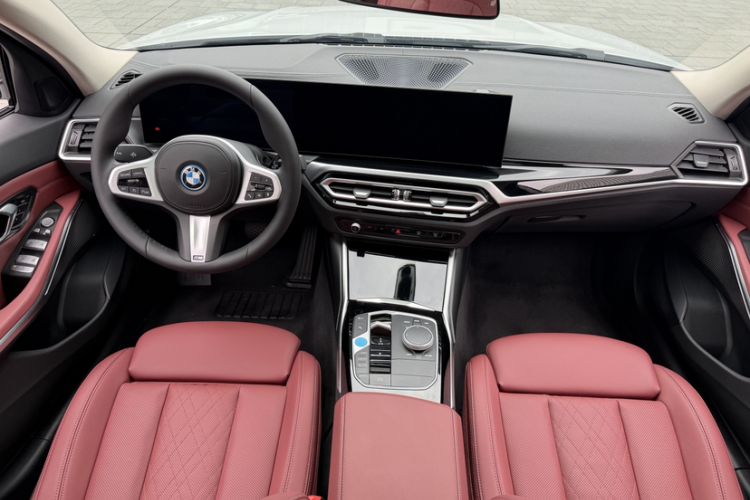 Used BMW i3 2022 eDrive 35 L Exterior 12