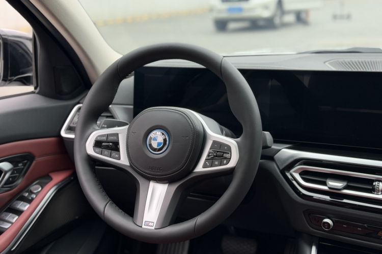 Used BMW i3 2022 eDrive 35 L Exterior 2