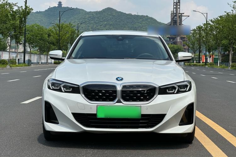 Used BMW i3 2022 eDrive 35 L Exterior 2