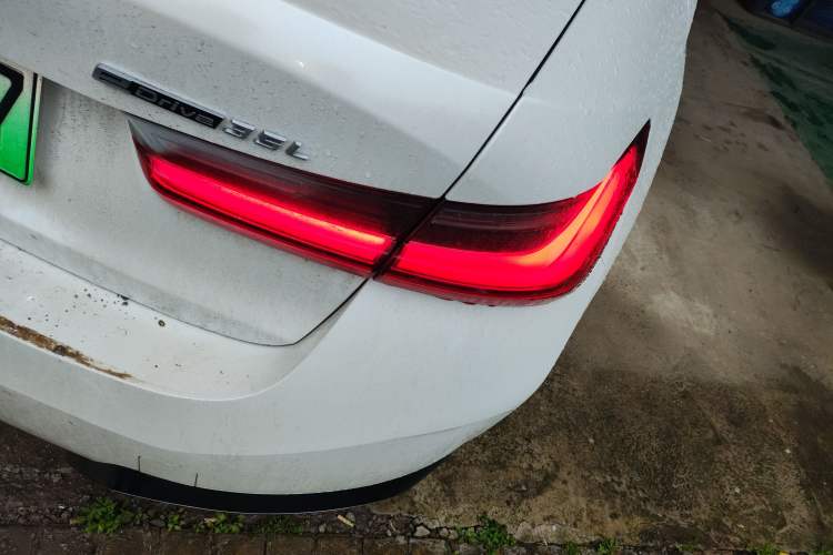Used BMW i3 2022 eDrive 35 L Exterior 3