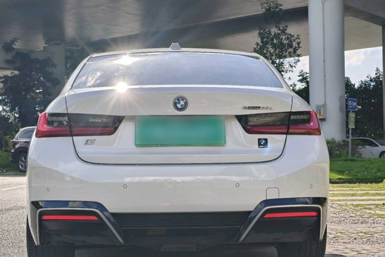 Used BMW i3 2022 eDrive 35 L Exterior 3