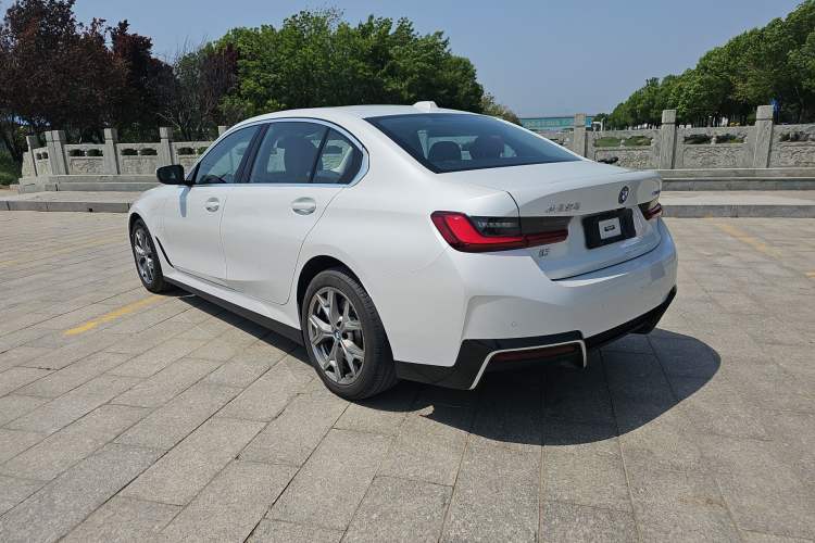 Used BMW i3 2022 eDrive 35 L Exterior 3