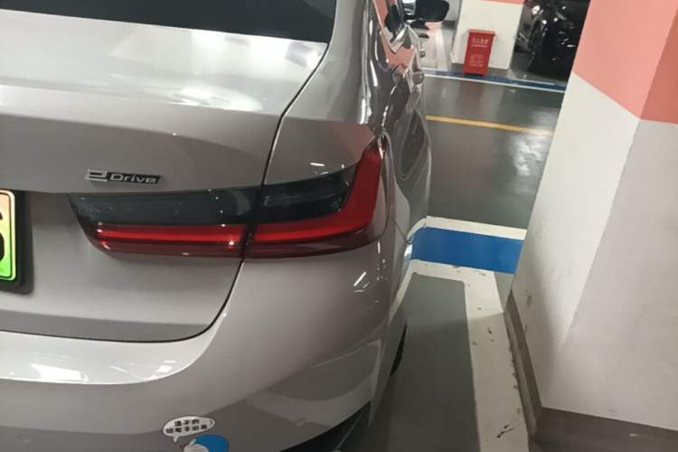 Used BMW i3 2022 eDrive 35 L Exterior 3