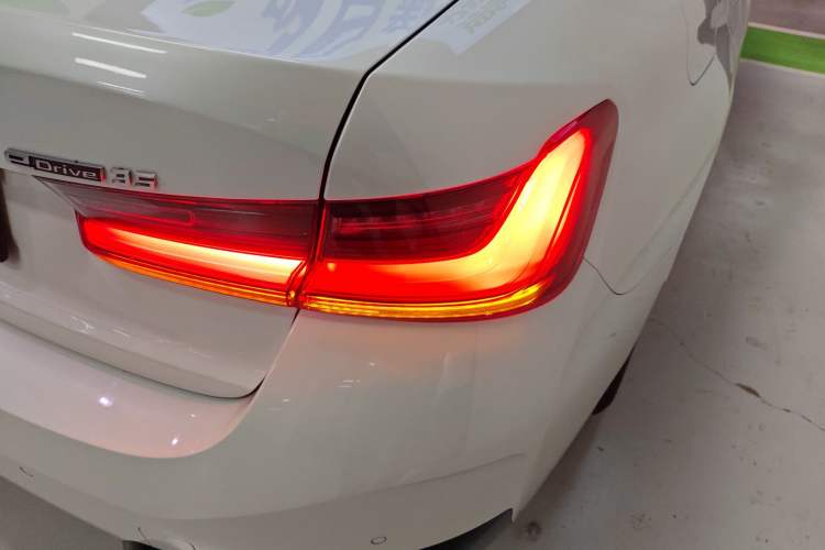 Used BMW i3 2022 eDrive 35 L Exterior 3