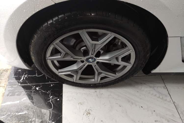 Used BMW i3 2022 eDrive 35 L Exterior 4