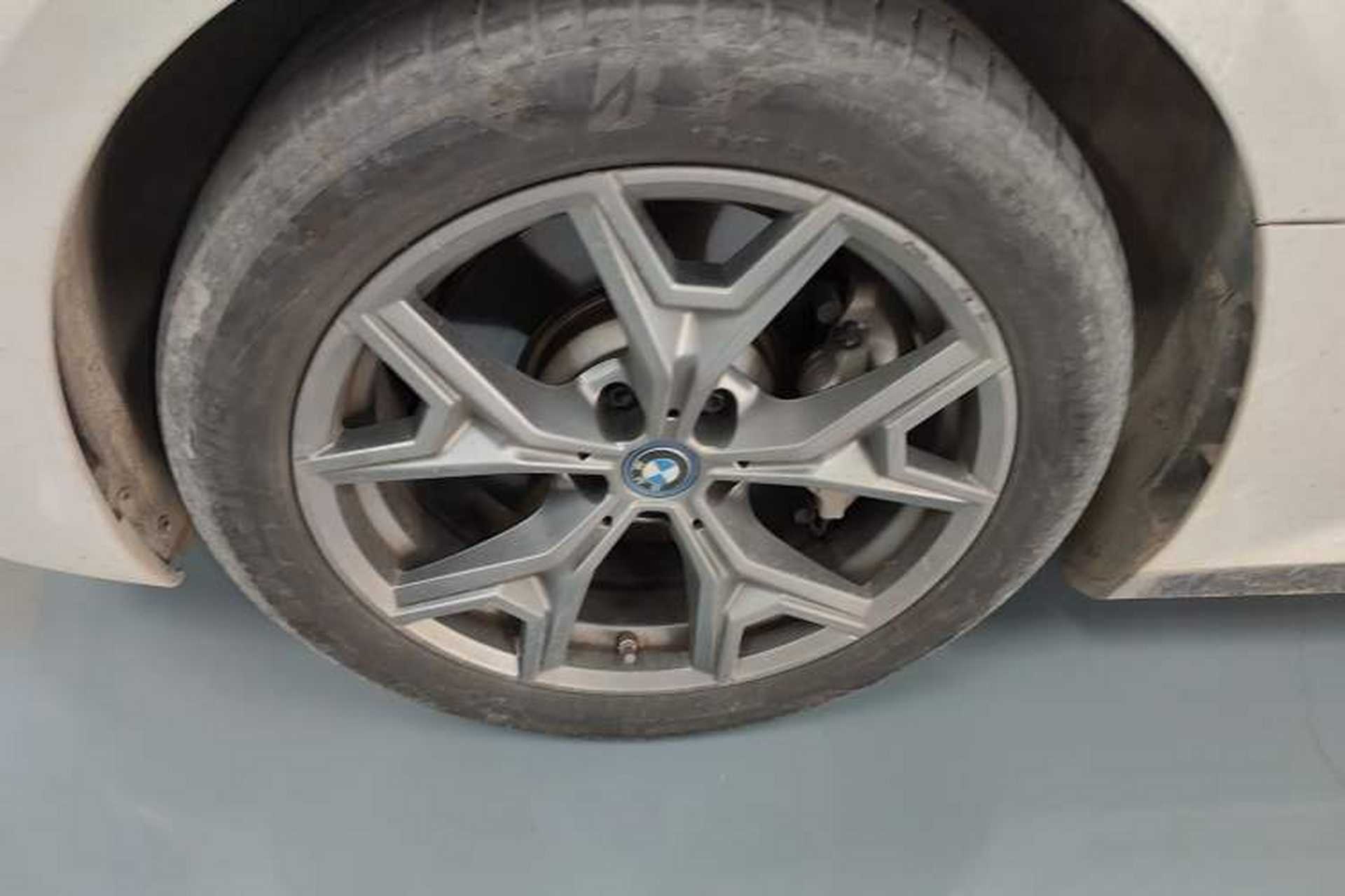 Used BMW i3 2022 eDrive 35 L Exterior 4