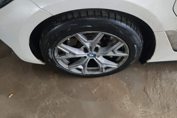 Used BMW i3 2022 eDrive 35 L Exterior 4