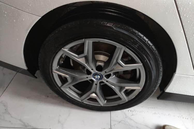 Used BMW i3 2022 eDrive 35 L Exterior 5
