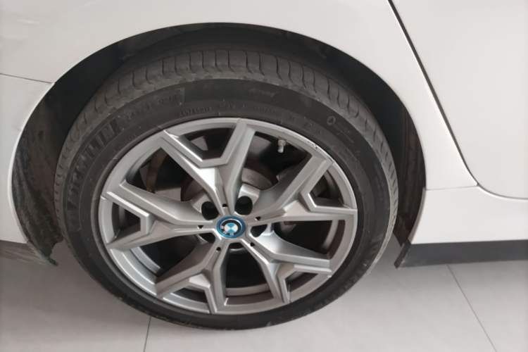 Used BMW i3 2022 eDrive 35 L Exterior 5
