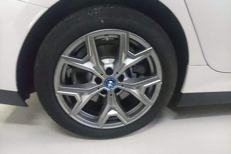 Used BMW i3 2022 eDrive 35 L Exterior 5