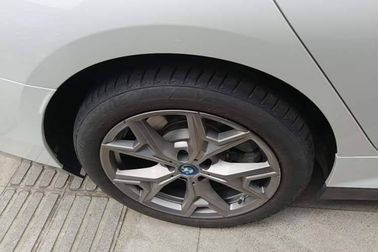 Used BMW i3 2022 eDrive 35 L Exterior 5