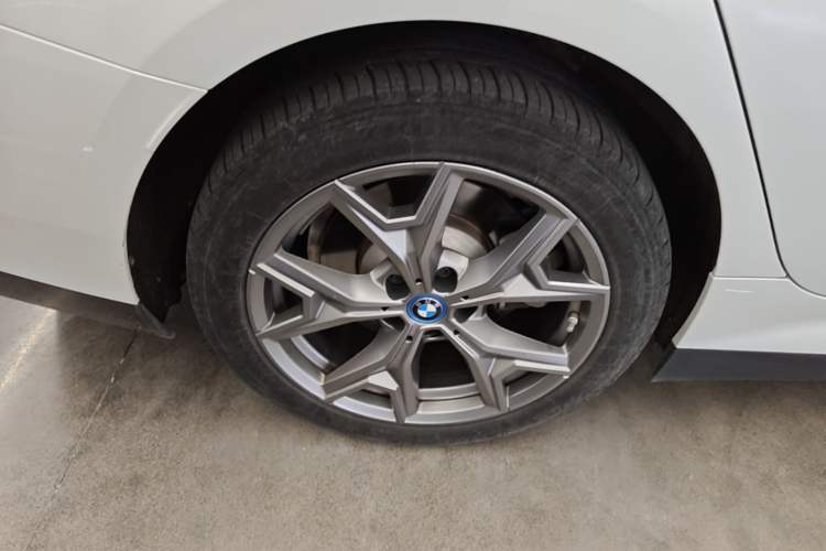 Used BMW i3 2022 eDrive 35 L Exterior 5