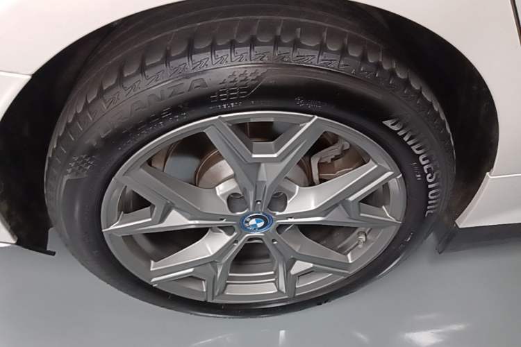 Used BMW i3 2022 eDrive 35 L Exterior 5