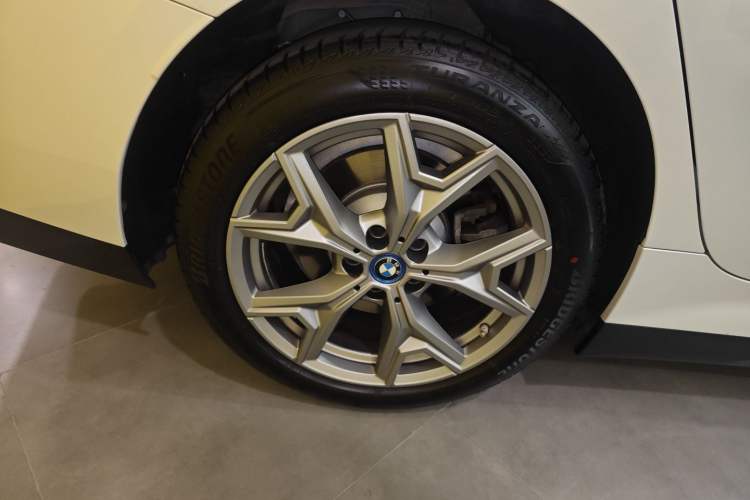Used BMW i3 2022 eDrive 35 L Exterior 5