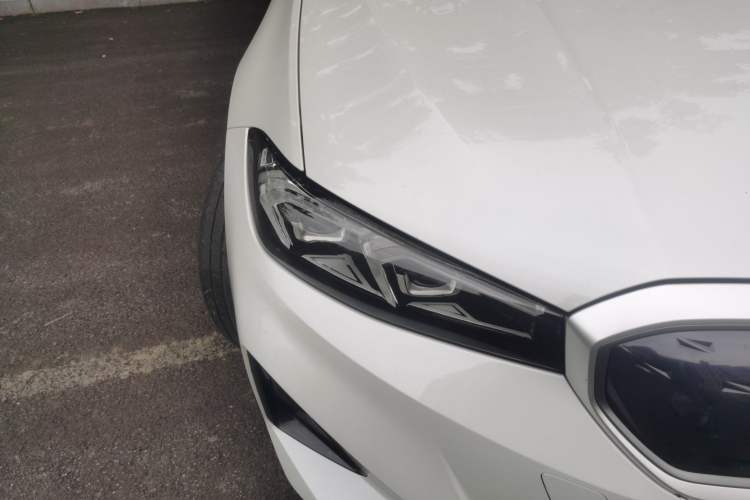 Used BMW i3 2022 eDrive 35 L Exterior 6