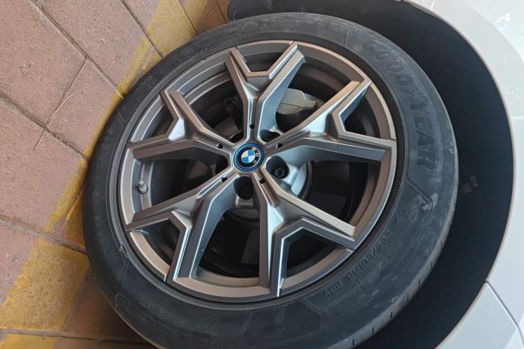 Used BMW i3 2022 eDrive 35 L Exterior 7